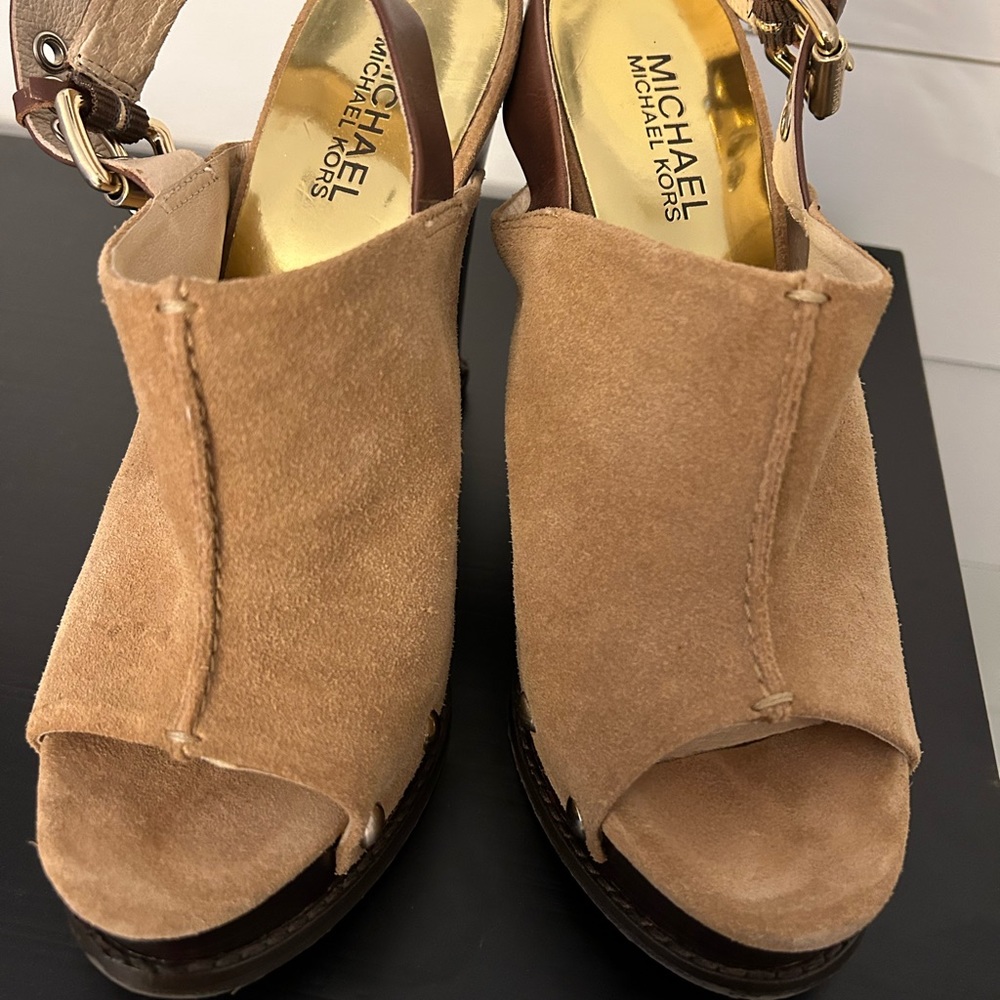 Wedges - Picture 2 of 6